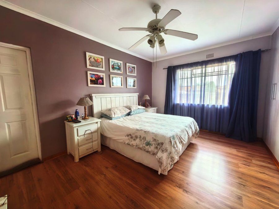 3 Bedroom Property for Sale in Vaalpark Free State